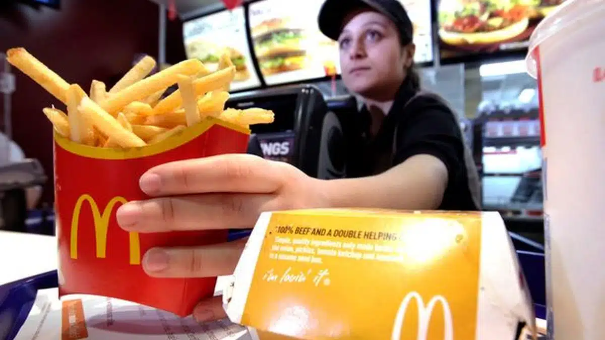 Quel est le salaire de base chez McDonald's 24h en 2020