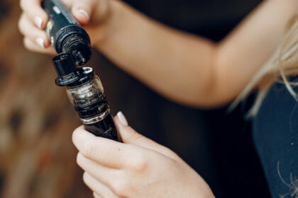 La cigarette électronique expliquée simplement : mode d’emploi et conseils