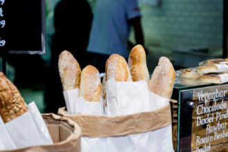 Ouvrir une boulangerie ambulante : ce qu'il faut savoir avant de se lancer